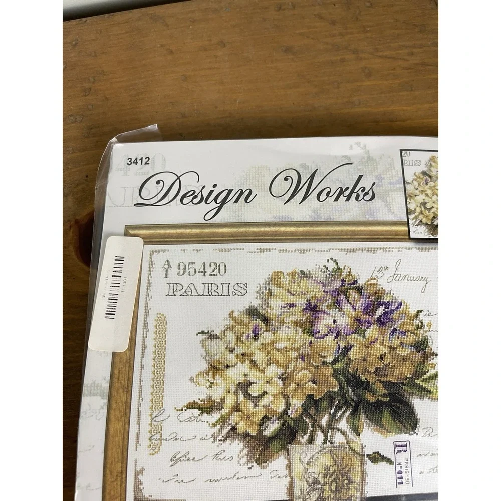 Paris  cross stitch kit New‎ Design Works 3412  16 X 16